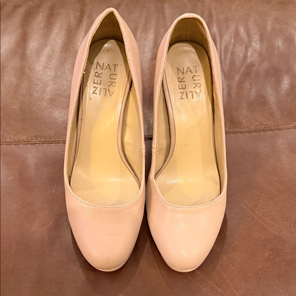 Naturalizer Women's Beige Heels